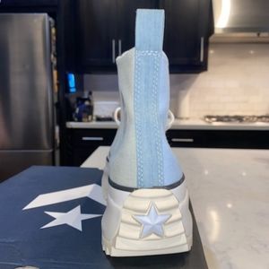 Converse Run Star Hike